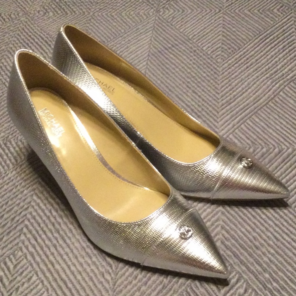 Michael Kors size 8 silver embossed 3” heels for women . NWT